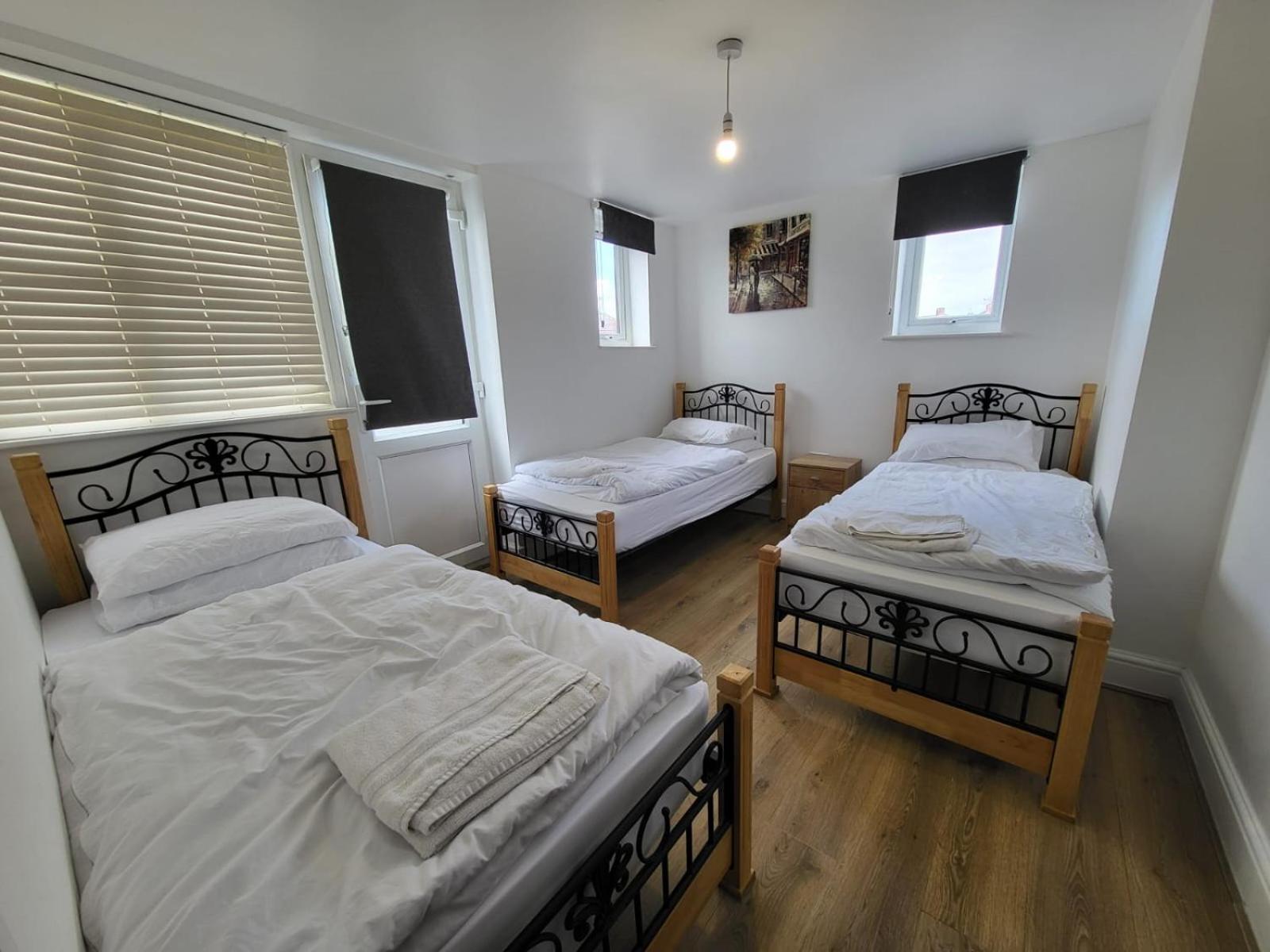 Serene 1 Bedroom, 3 Single Beds Bristol Exteriér fotografie